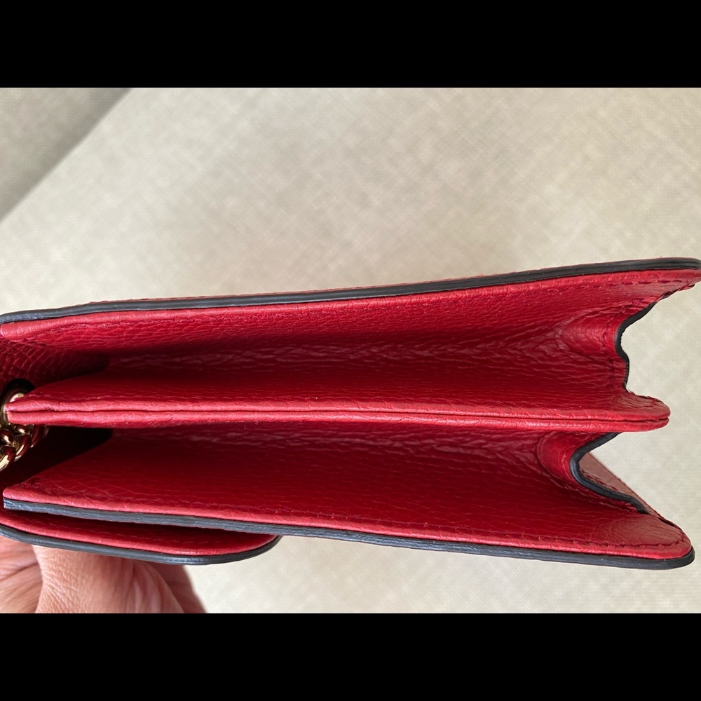 Authentic Gucci Interlocking Chain Bag-Excellent - image 5